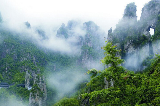 <雁荡山专享2天>小龙湫 玻璃栈道 大龙湫 灵峰日景夜景